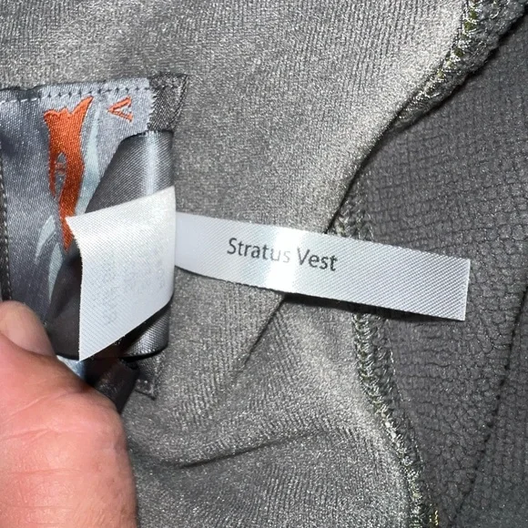 SITKA NWT Camouflage Stratus Sleeveless Hunting Vest. Print: Subalpine - Picture 3 of 3